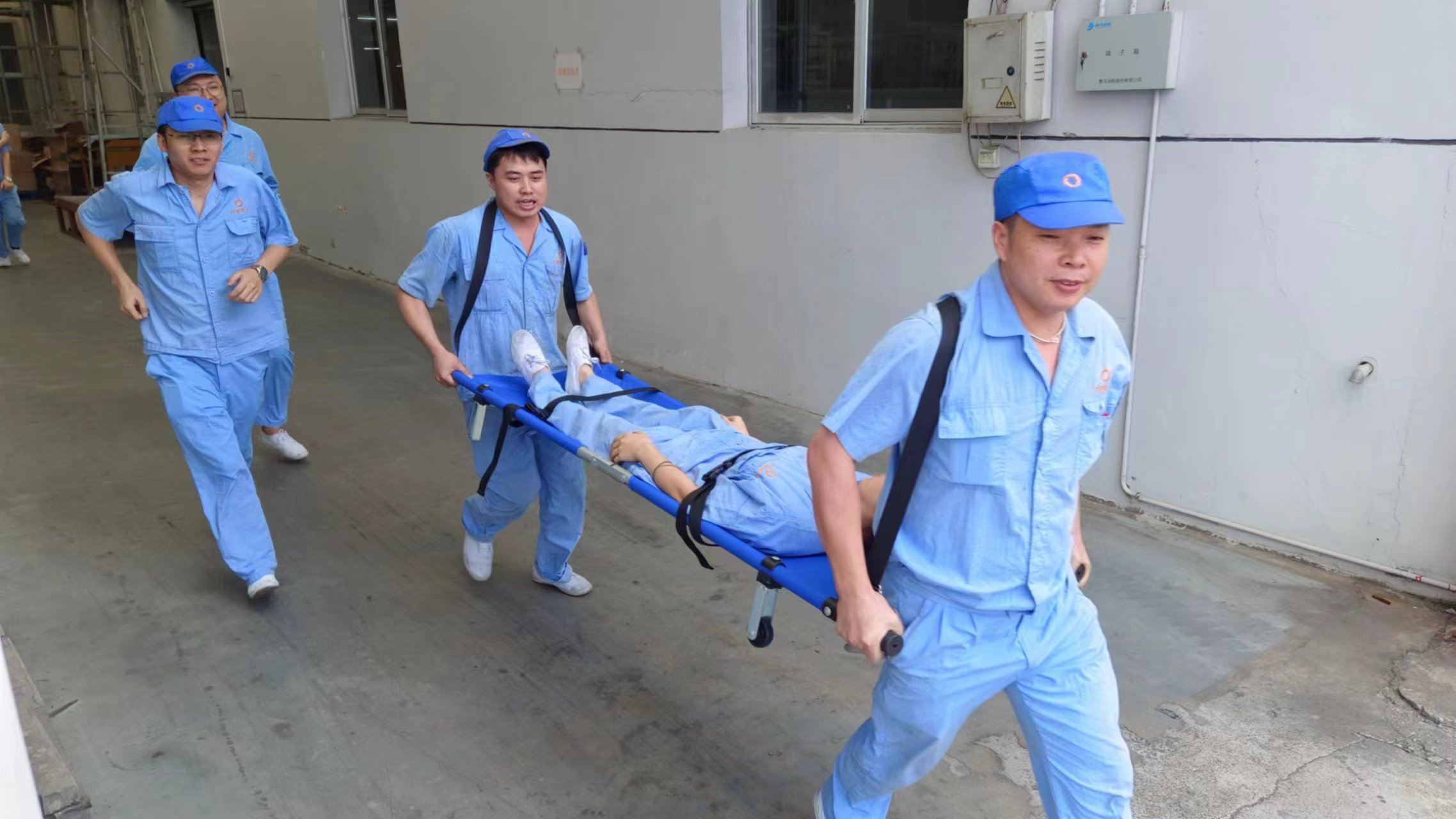 清静第一，，，，，，消防演习走起！_利记 | 专业的薄膜电容器、新能源电容制造商