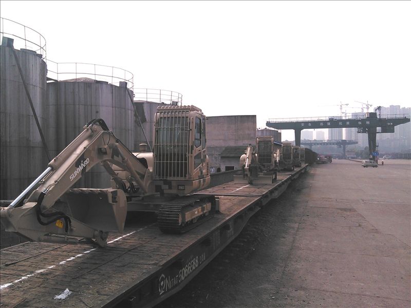 江山智能SWE80E-G高原型挖掘机正式列装献礼国庆