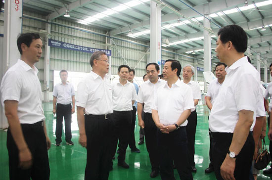 达哲省长调研江山科技：要抓住通航发展的机缘