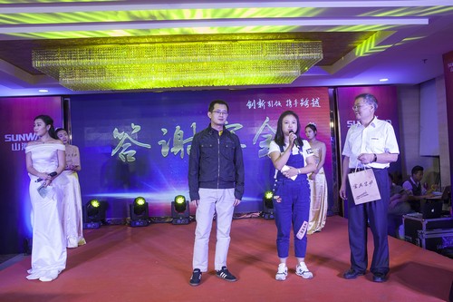 江山智能酷帅曾大虾，一大波美图带你亲临北京BICES展