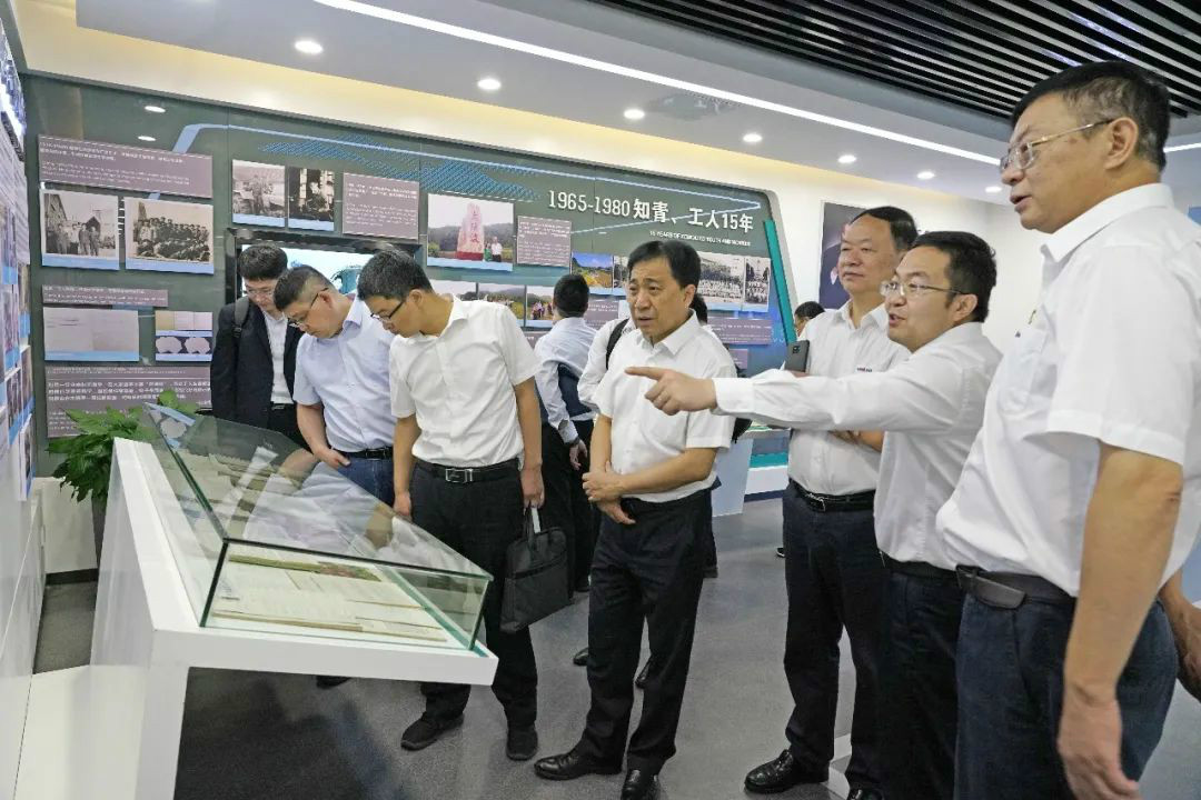中铁设备赵华总经理莅临江山智能互换