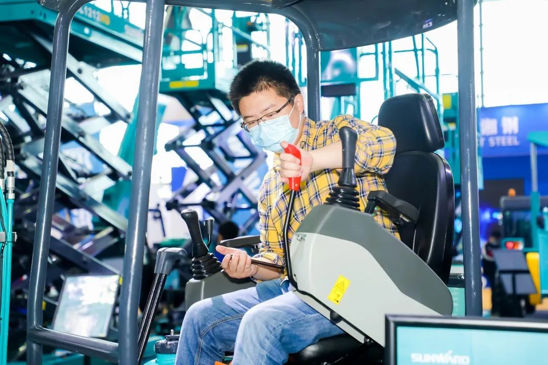 “机甲盛宴”长沙展圆满收官！江山智能展区亮点杰出回首