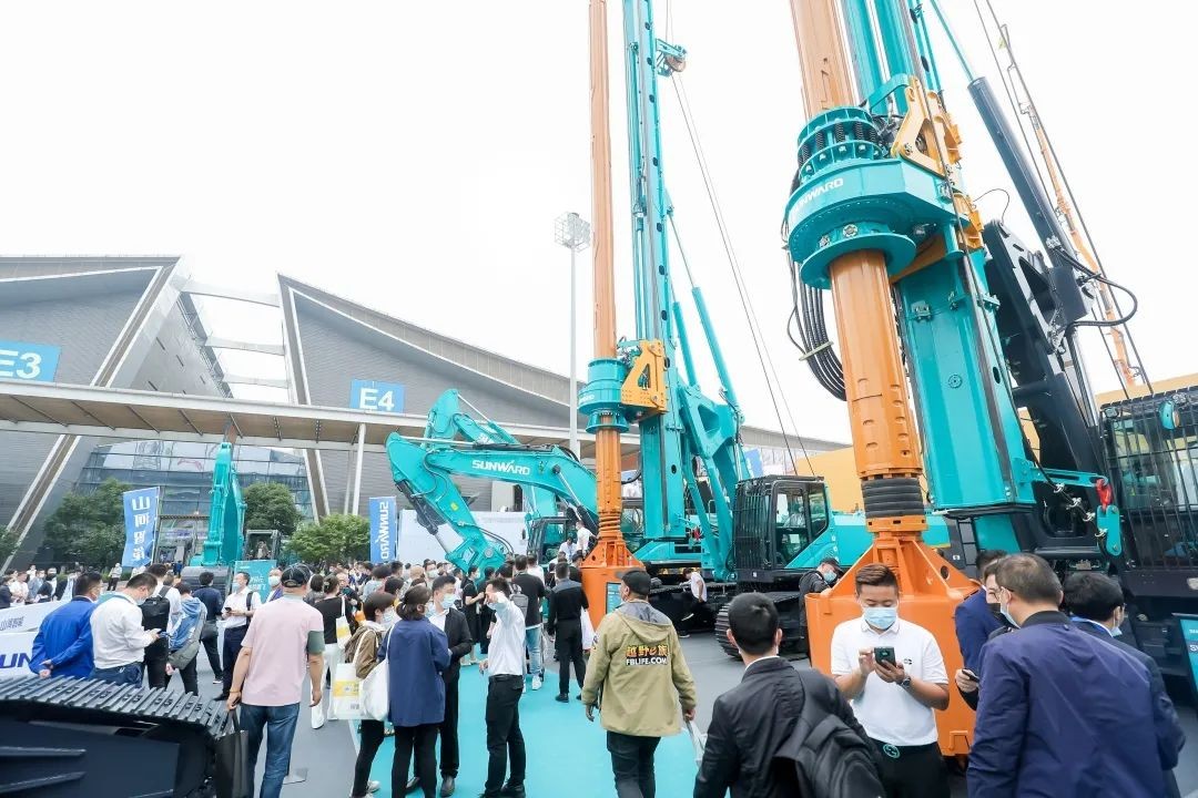 何清华出席长沙国际工程机械产业链发展峰会，走“双循环”路路关键在于“要做好自己的事件”