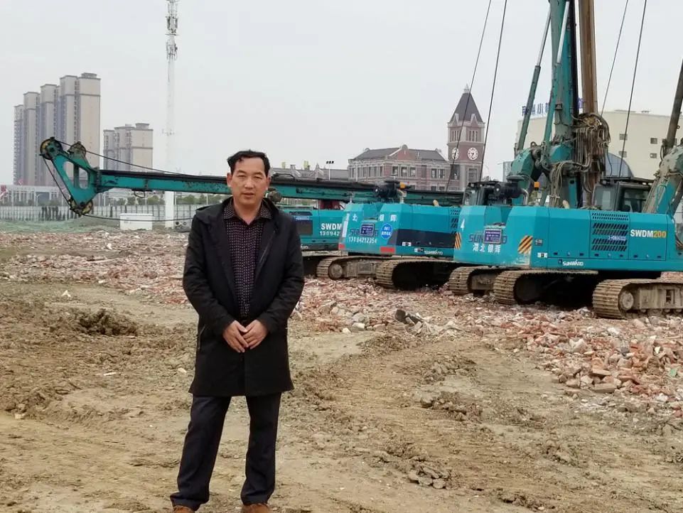 飒！他以11台旋挖钻占据荆州房建市场
