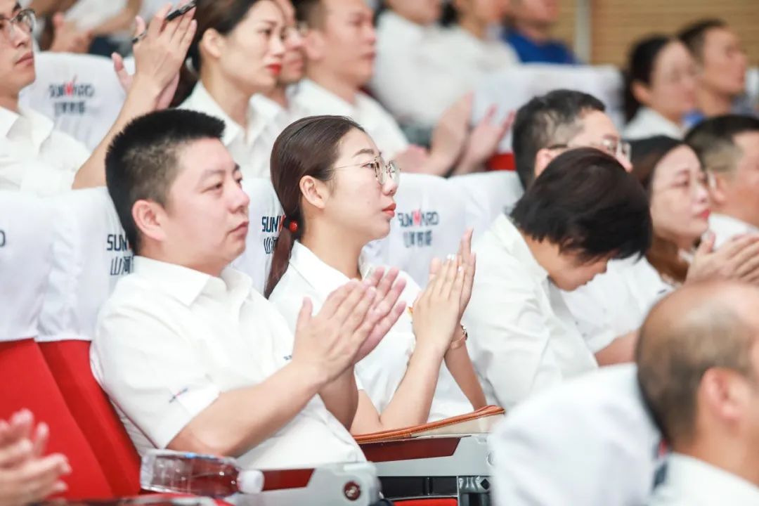 江山智能党委集中收看庆祝中国共产党成立100周年大会现场直播