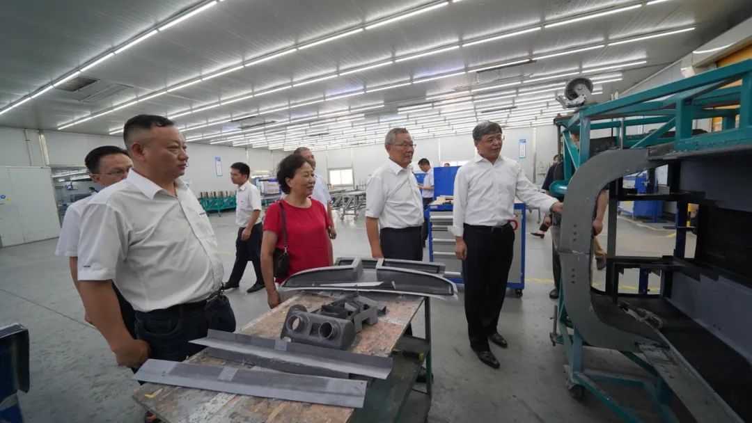 中国民用航空局总工程师殷时军率队调查调研江山科技