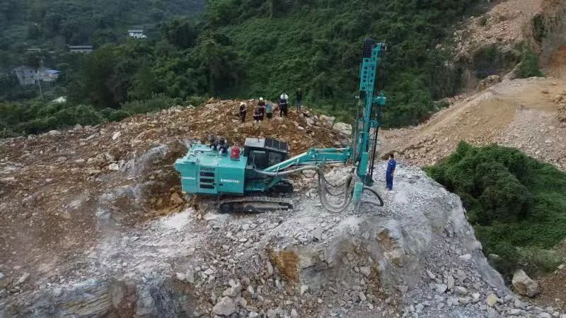 助力绿色矿山建设，江山智能“凿岩前锋”SWDH系列顶锤钻机大展技巧