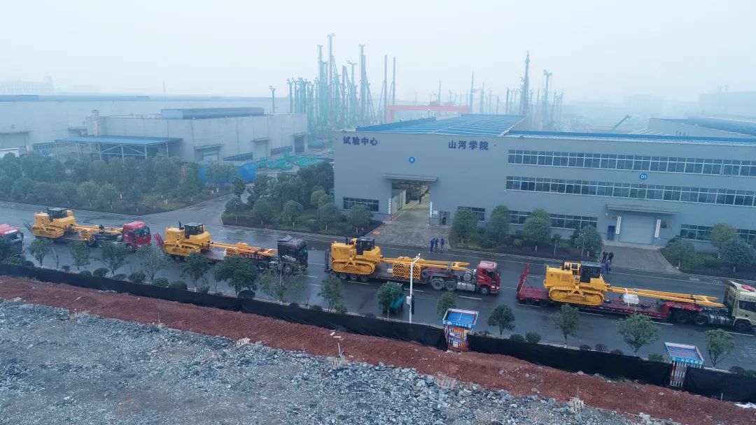 20211227142730_22046 助力国度沉点工程!江山智能油气管路设备“加油”“争气”