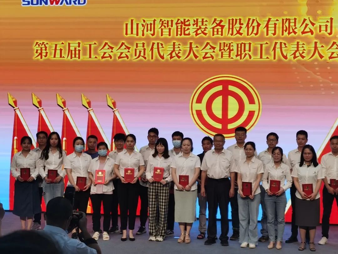 你好 2022！再见 2021！我与江山智能共成长