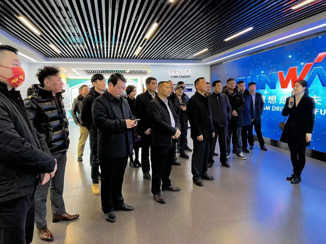 20220203175553_95034 湖南异地商会结合会组织海表湘商来访江山智能