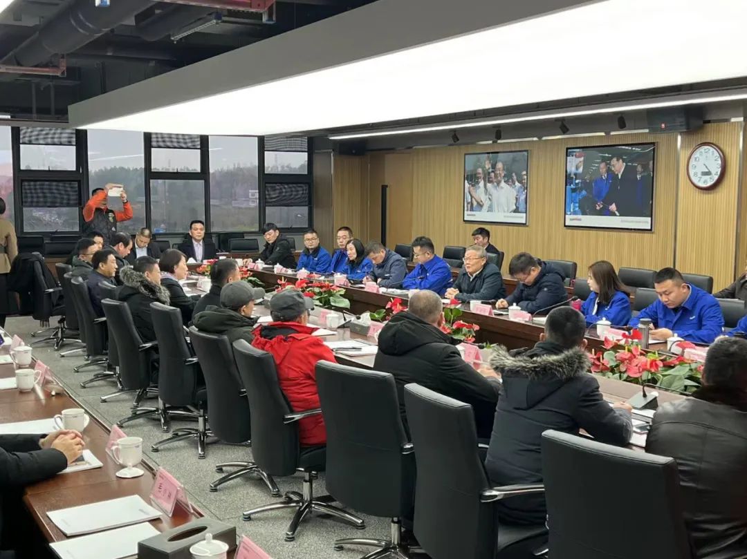 20220203175703_34468 湖南异地商会结合会组织海表湘商来访江山智能