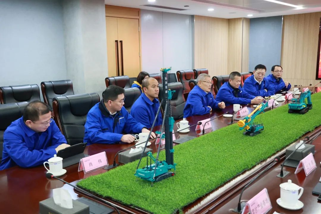 20220210085101_80473 张庆红调研江山智能