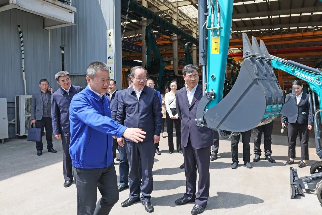 20230411083456_18973 人社部党组成员、副部长俞家栋调查调研江山智能
