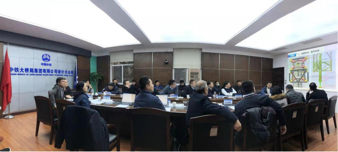 20230423173723_54402 超等设备助建超等工程!江山智能超等旋挖钻机SWDM1280推介会成功进行