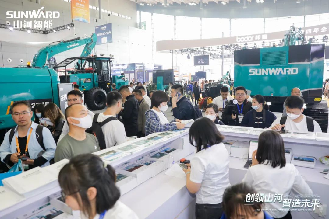 20230513161138_11616 2023 CICEE | 江山智能亮相2023长沙国际工程机械展!智能化、电动化产品站C位