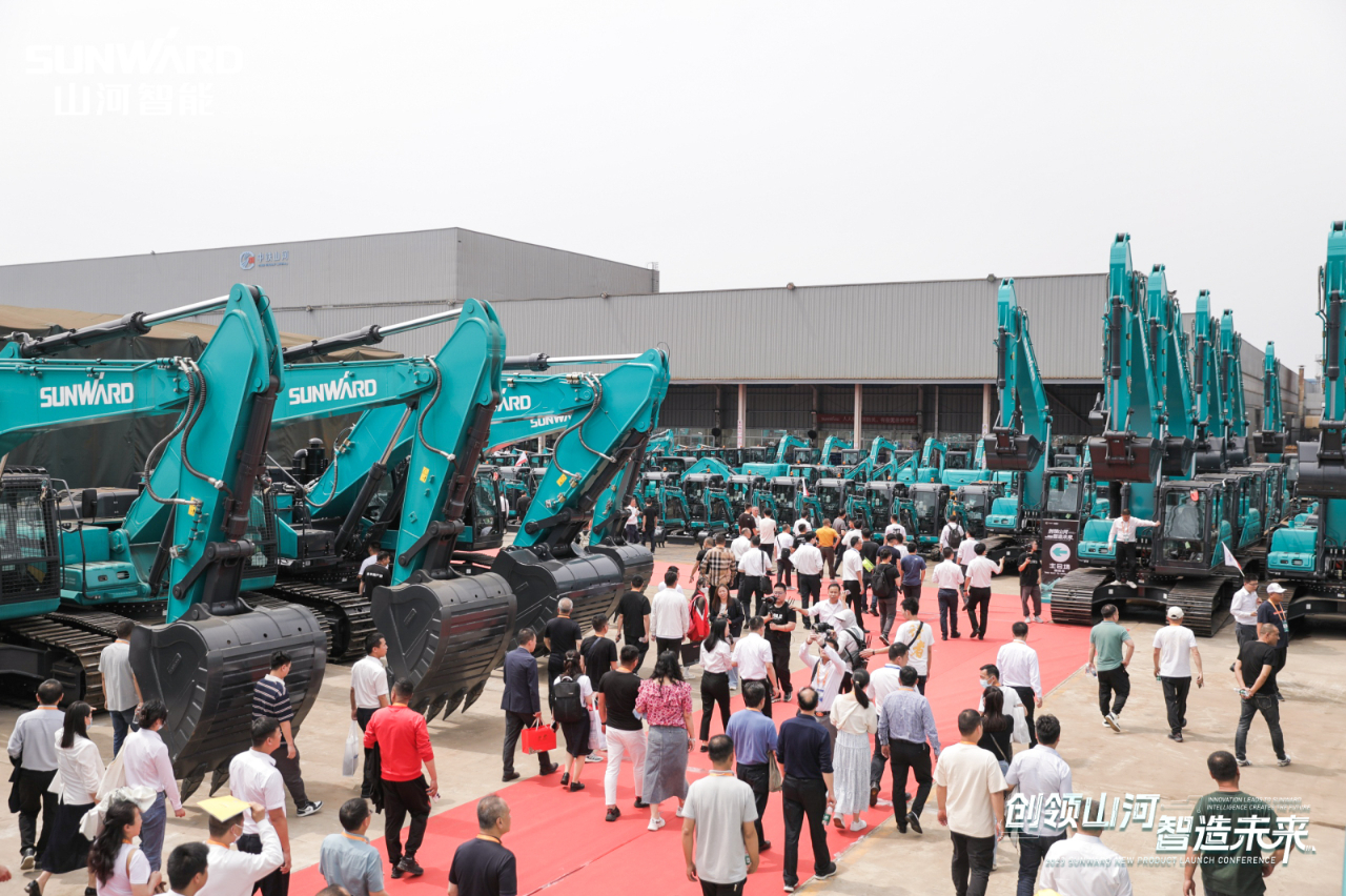 20230514100248_89451 千人齐聚、爆品出击!江山智能新品推介会圆满进行