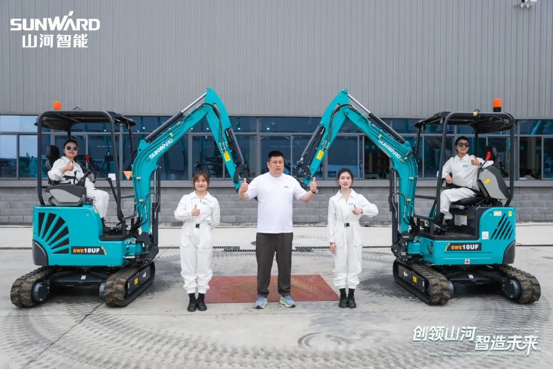 20230514100430_17647 千人齐聚、爆品出击!江山智能新品推介会圆满进行