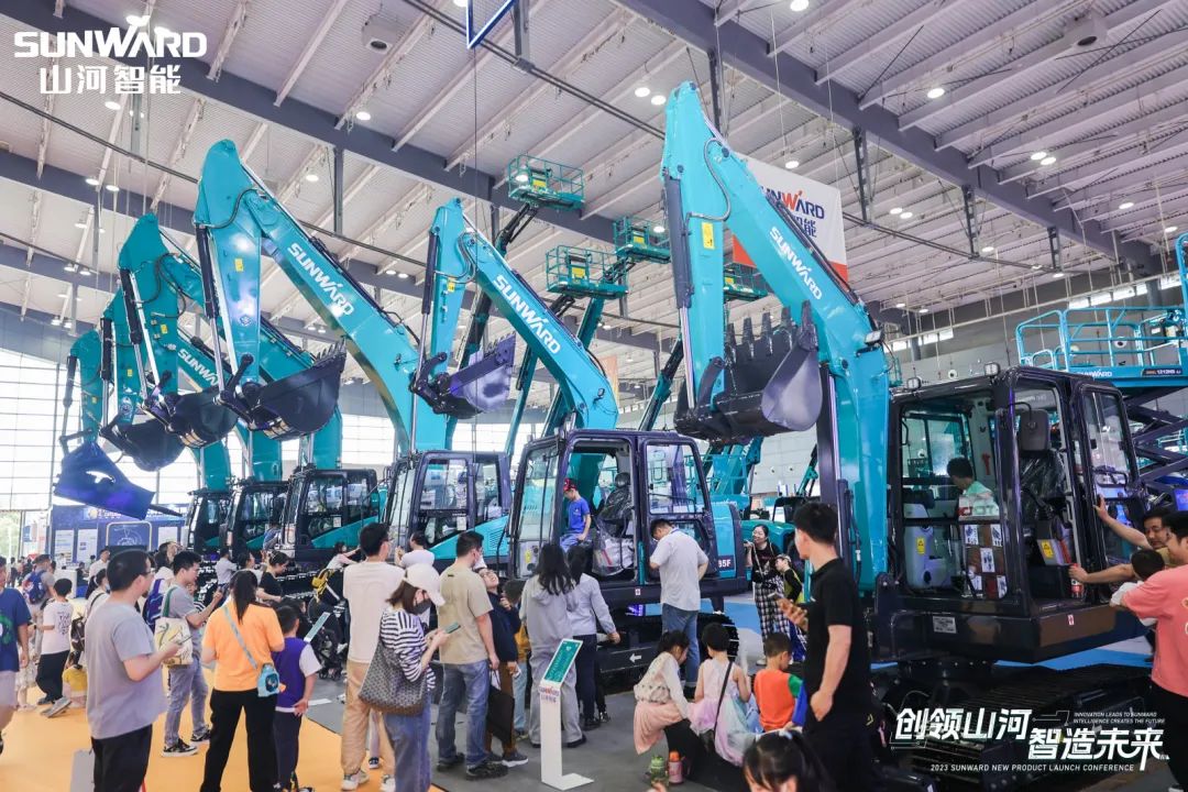 2023 CICEE | 全球工程机械盛会美满闭幕！江山智能交出闪亮答卷
