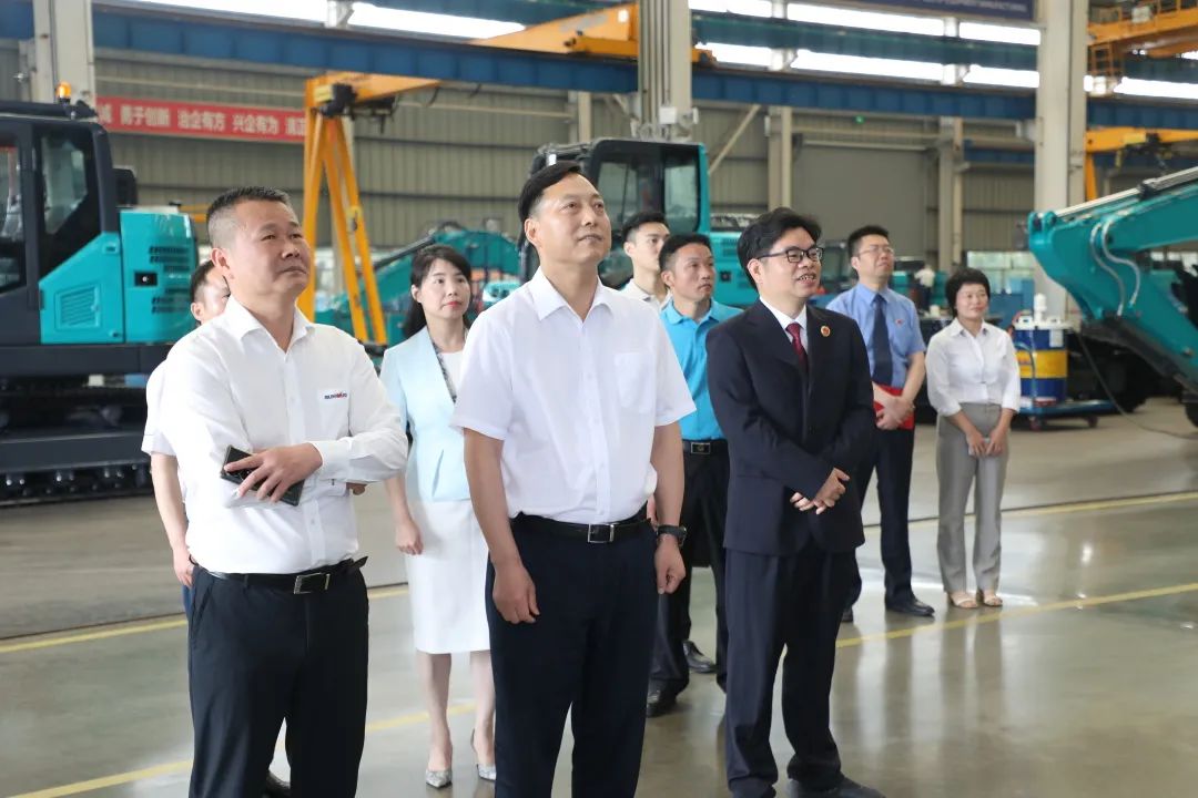 长沙市人民检察院党组书记、检察长余湘文调研江山智能