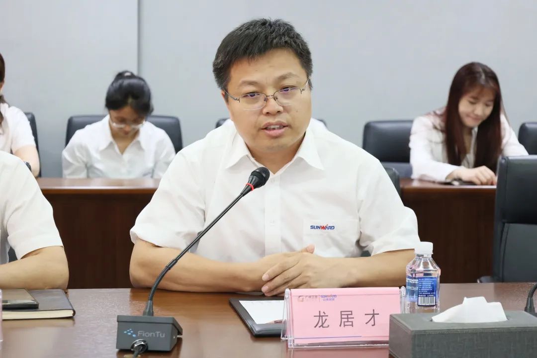 20230625081808_19009 携手开启绿色转型之路!江山智能&漯河盖百氏增程式电动旋挖钻机签约典礼成功进行