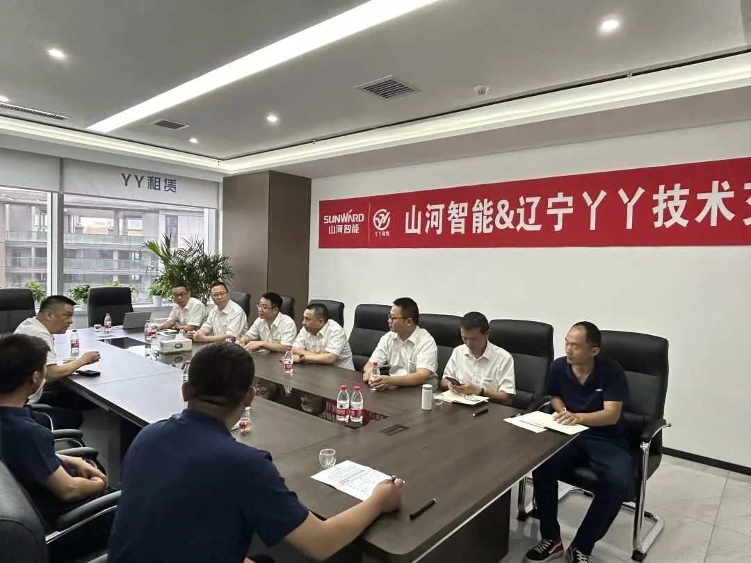 倾听客户心声！江山智能高空机械“服务万里杏妆走进东北