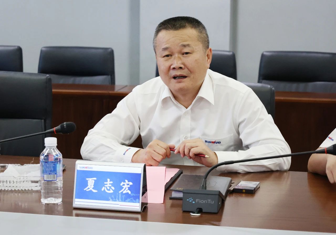 永青科技集团董事长胡晓东带队到访江山智能