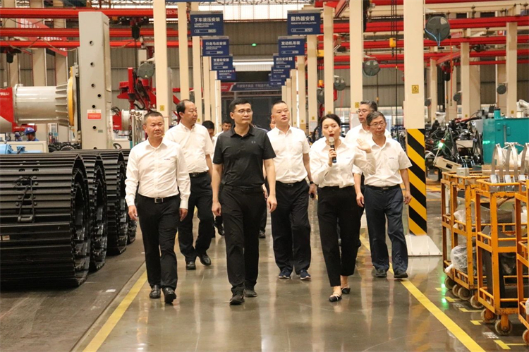 20230808140352_67949 国度应急治理部接济协和谐预案治理局副局长颜彬一行调研江山智能