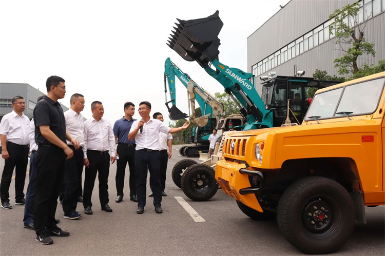 20230808140438_68649 国度应急治理部接济协和谐预案治理局副局长颜彬一行调研江山智能