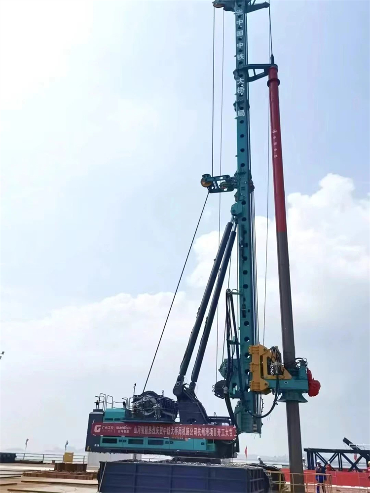 再战世界级工程！江山智能超等旋挖钻机SWDM800H助建荆门湾跨海铁路桥项目