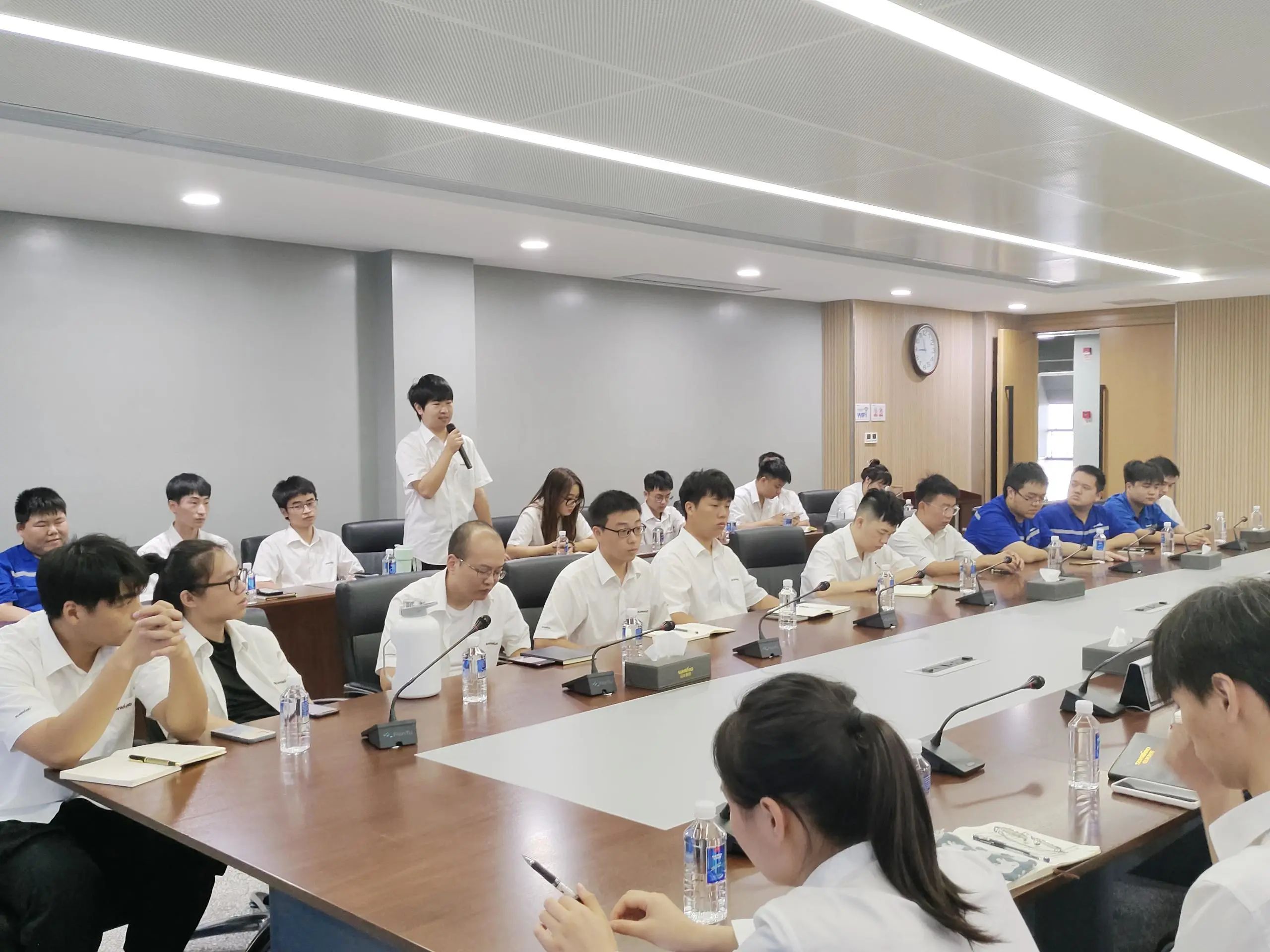 畅谈心声，共话未来！这场应届毕业生员工座谈会，很暖，很贴心！