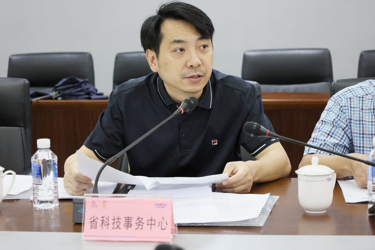 江山智能“超大型油气管路绿色成套施工设备”项目顺利通过验收!
