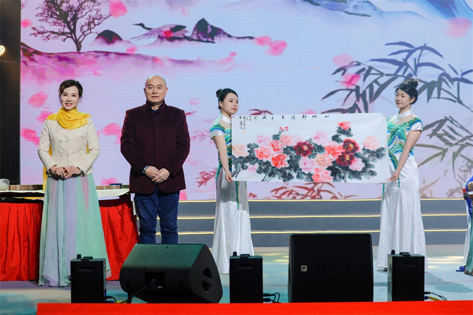 20241127152024_83889 创新引领价值 梦想成就未来——庆祝江山智能成立25周年赞美大会暨文艺晚会隆沉进行