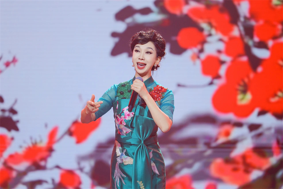 20241127152108_16639 创新引领价值 梦想成就未来——庆祝江山智能成立25周年赞美大会暨文艺晚会隆沉进行