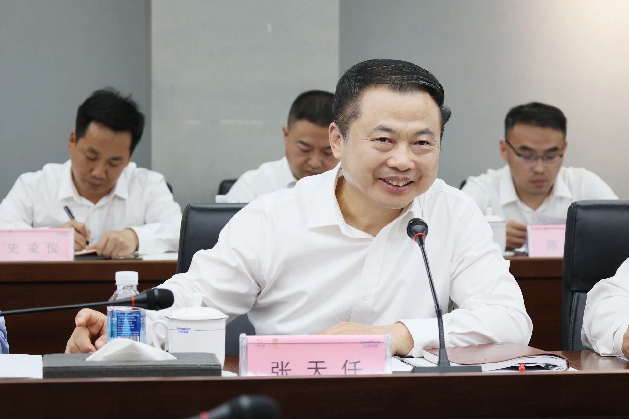 天能控股集团党委书记、董事长张天任率队到访江山智能