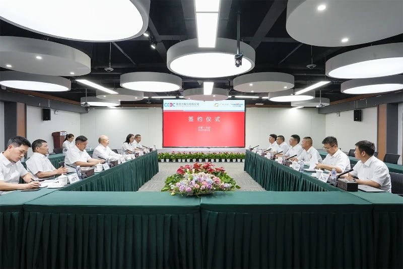 江山智能与易普力公司深入战术合作，共筑混装设备技术转化新标杆
