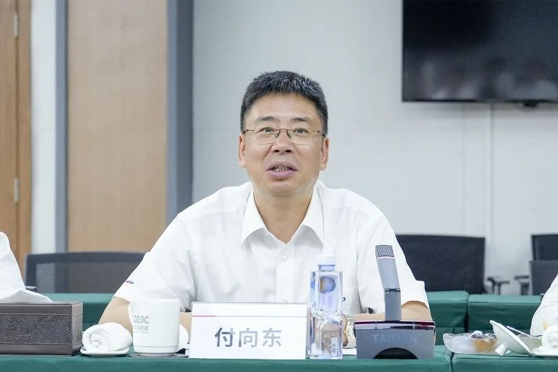 江山智能与易普力公司深入战术合作，共筑混装设备技术转化新标杆