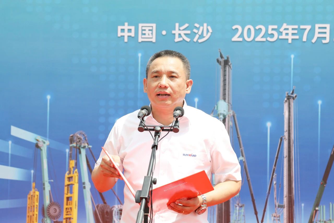 “破纪录王者”再出征!江山智能SWDM800旋挖钻机成功交机