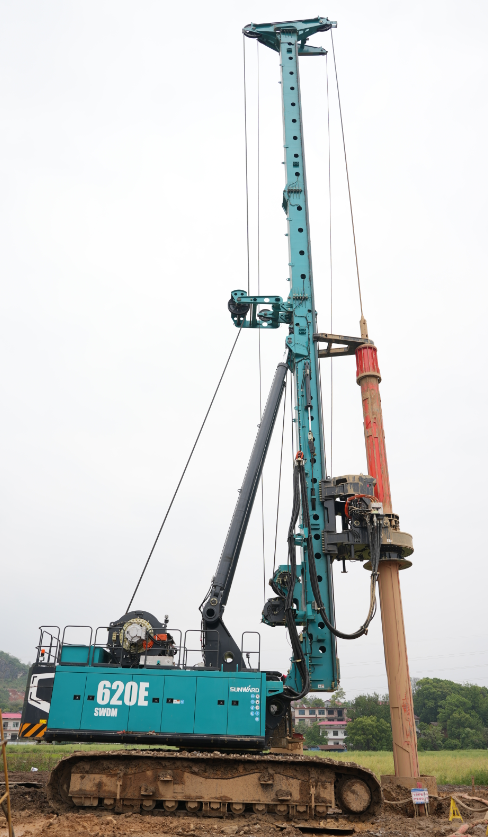 直击施工一线，江山智能增程式旋挖钻机实力助建国度沉点工程