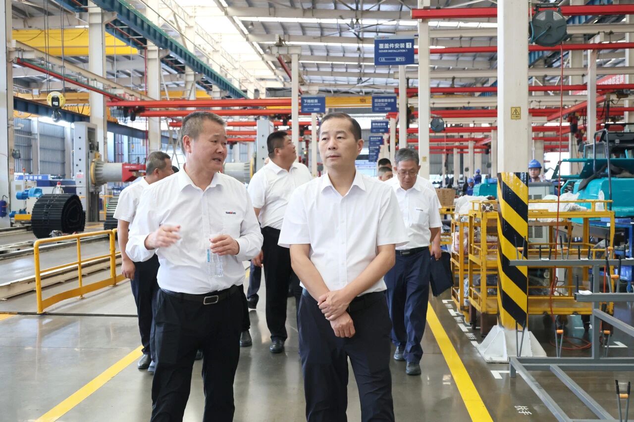 双向赋能深入战术合作，湖南路桥党委书记、董事长周强率队到访江山智能