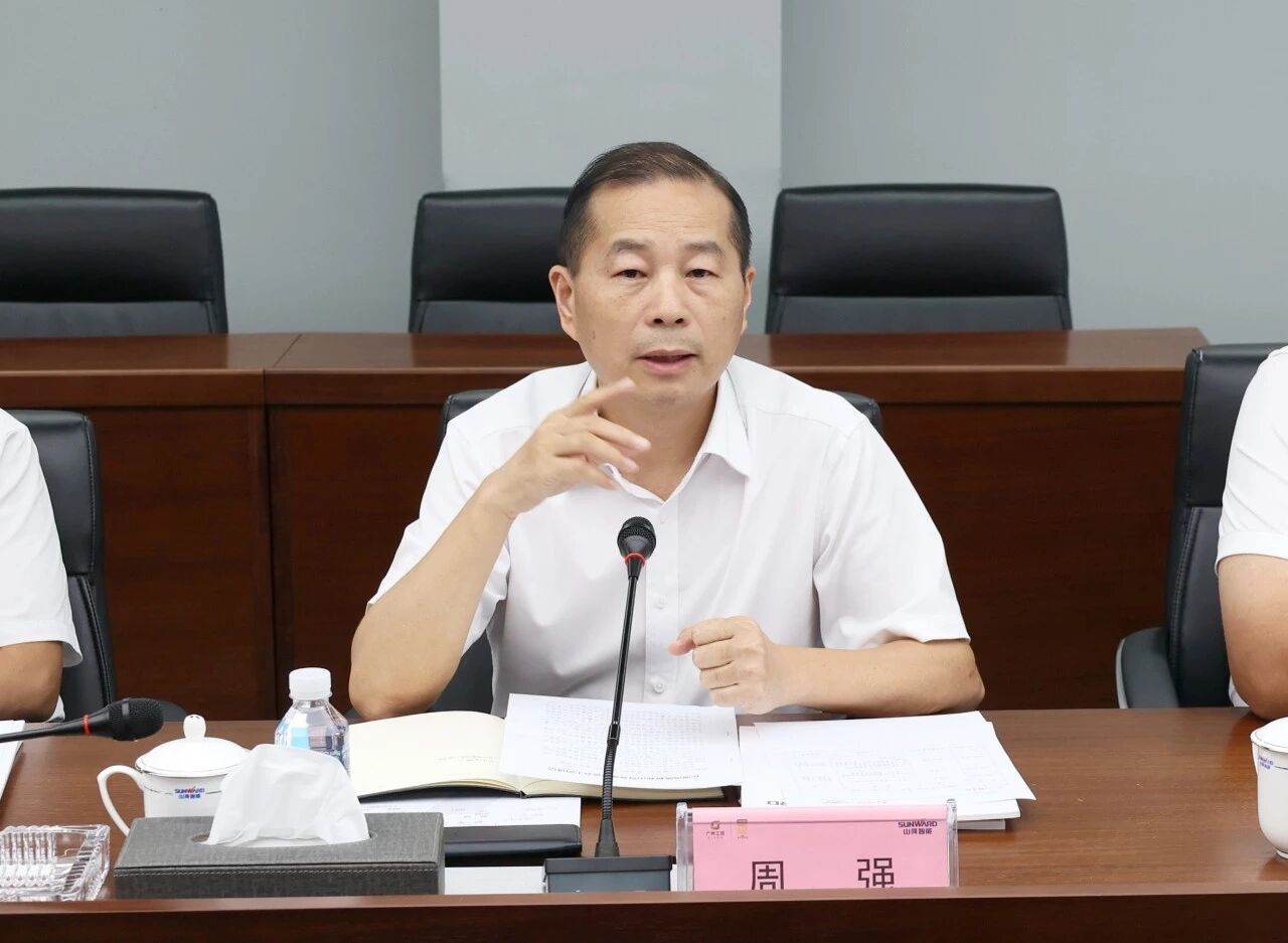 双向赋能深入战术合作，湖南路桥党委书记、董事长周强率队到访江山智能